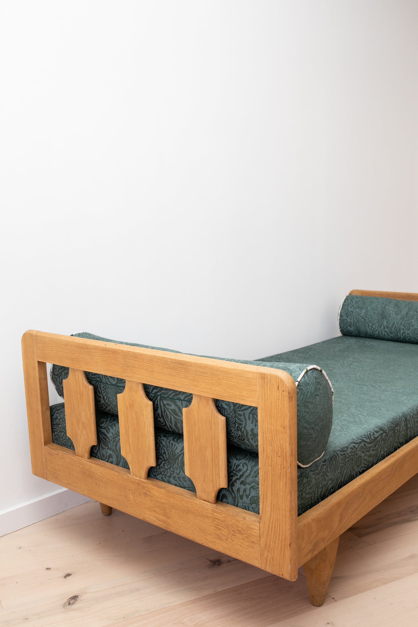 Guillerme et Chambron Daybed in Zak and Fox Peacock Blue Fabric