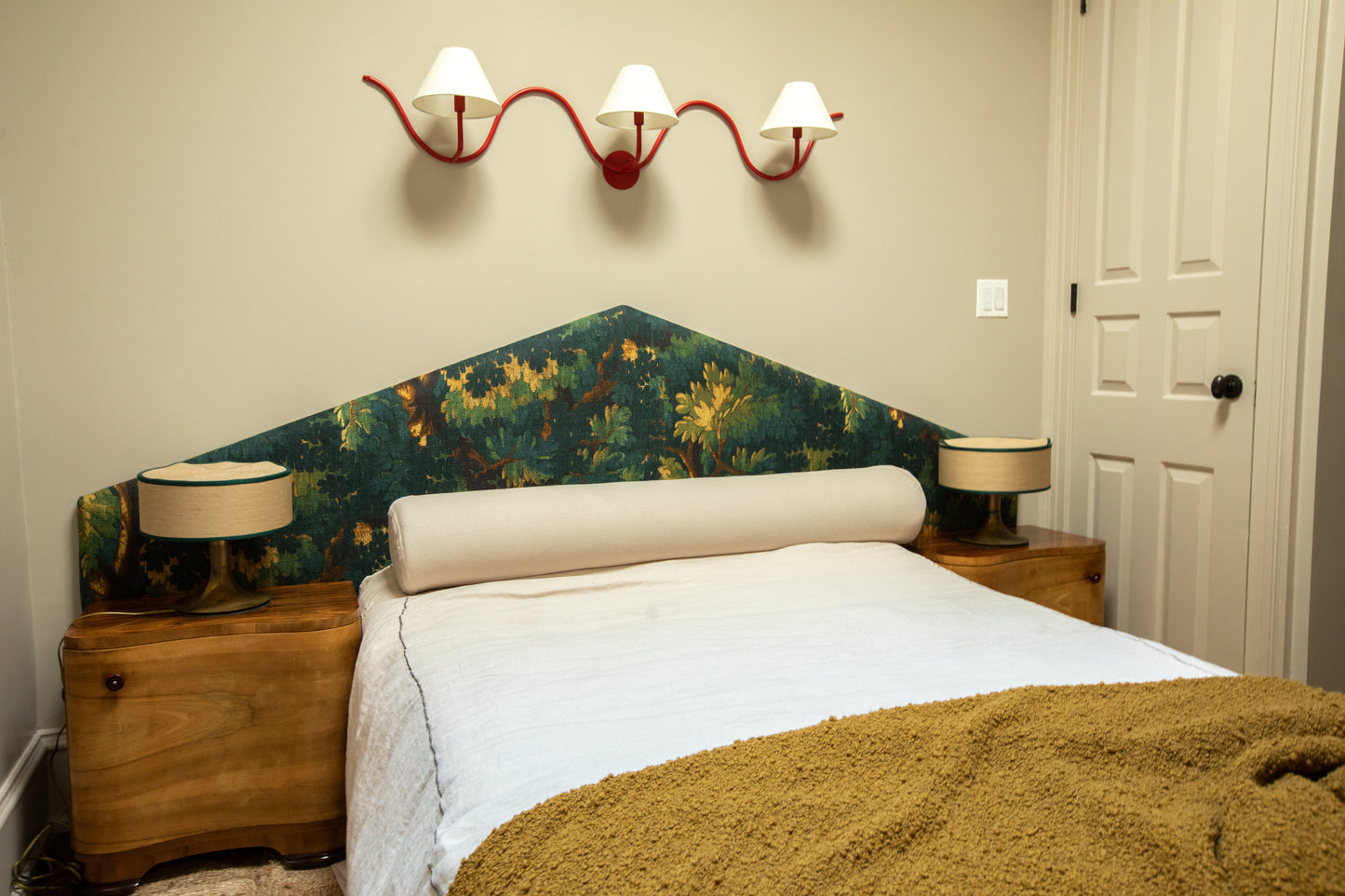 Set of Wooden Wave Bedside Tables by Jindřich Halabala