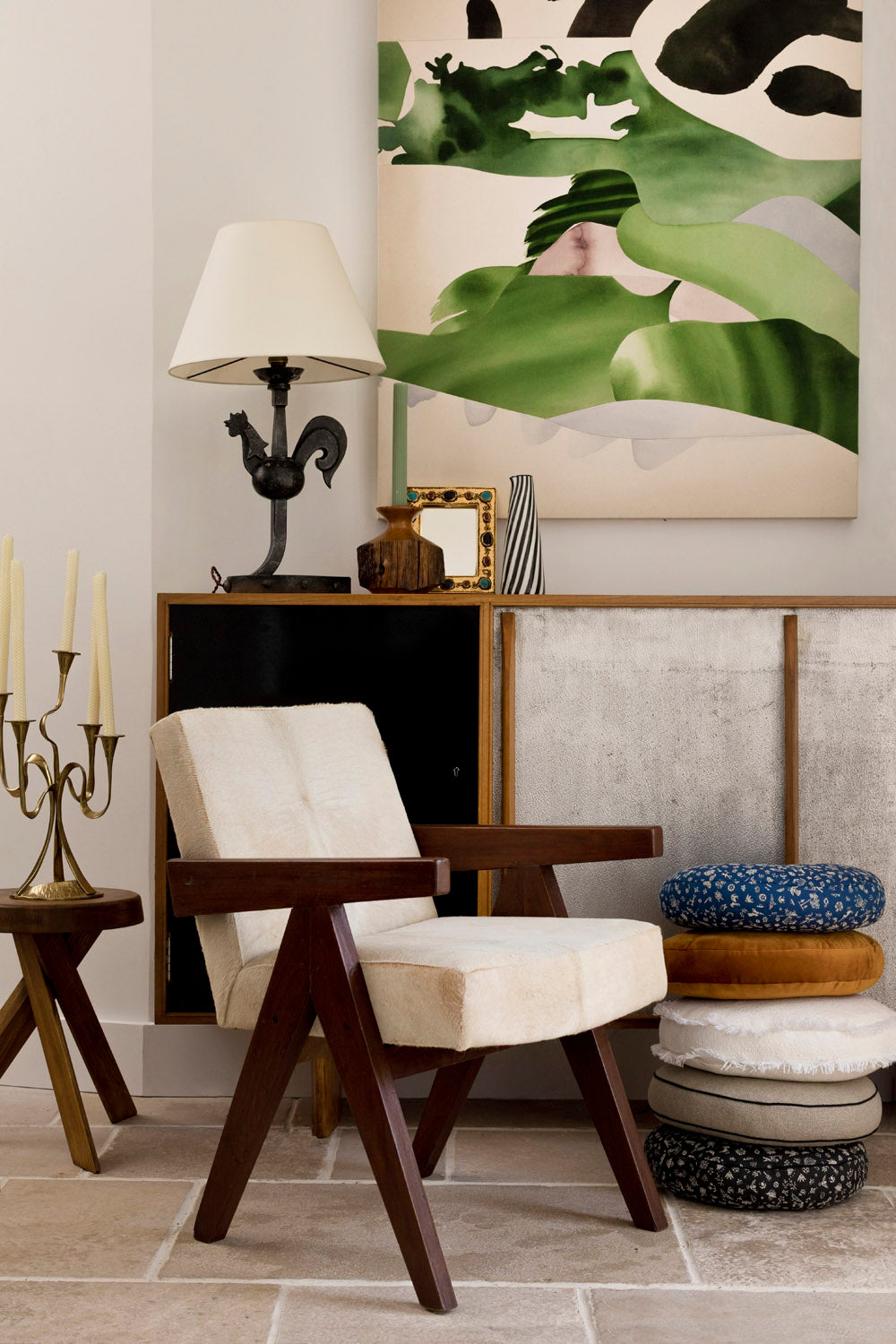 White with Fringe Circular Pillow