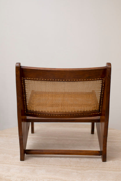 Pierre Jeanneret Kangourou Chair